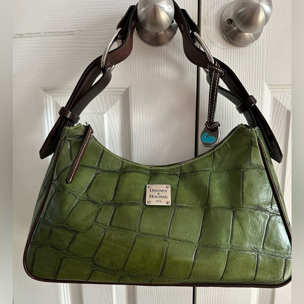 EUC Dooney & Burke Green Leather purse Tortoise Shell Aligator Print Vintage Bag
